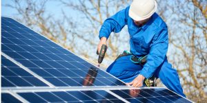 Installation Maintenance Panneaux Solaires Photovoltaïques à Voipreux